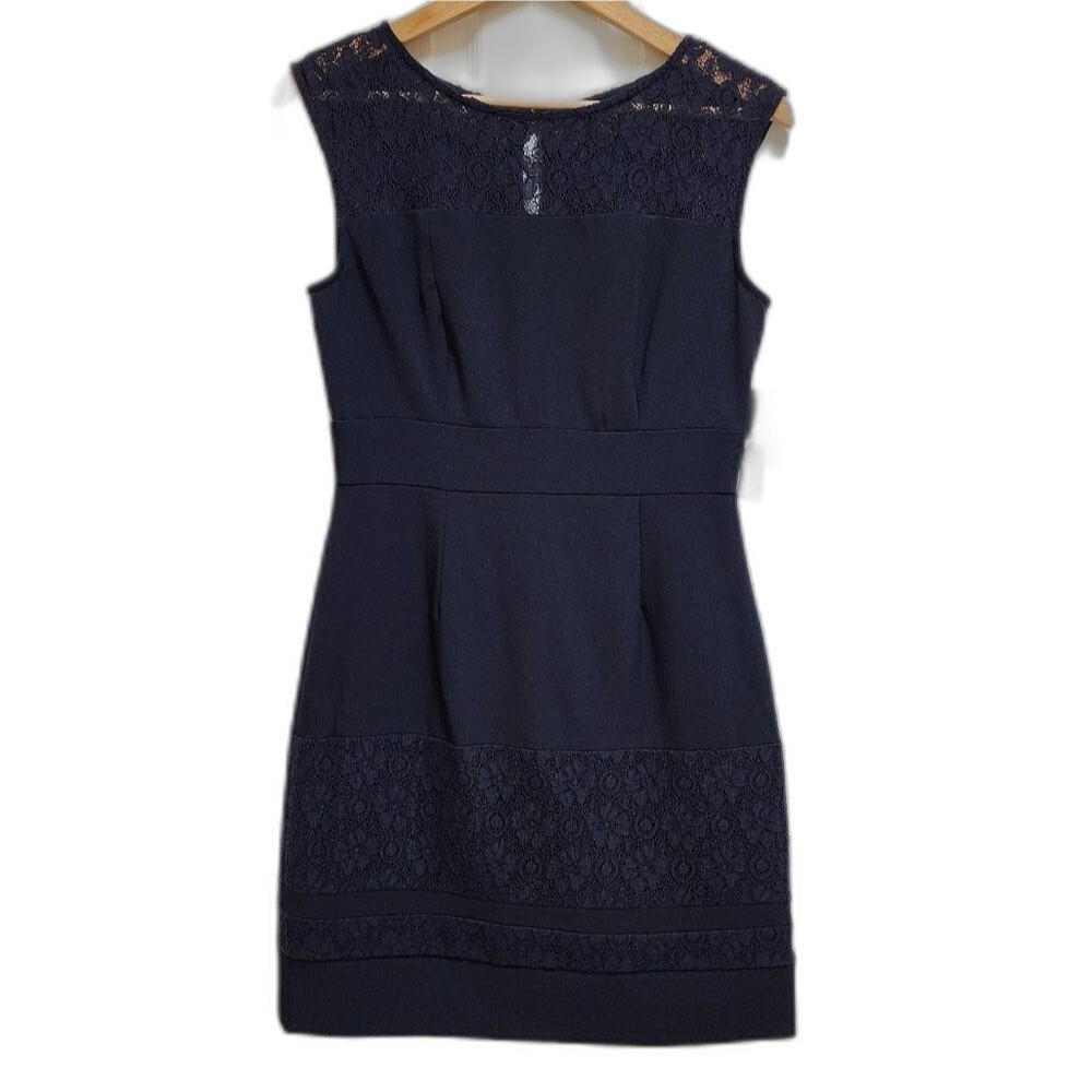Darren Z Dress 6 Navy Blue Floral Lace Sheath Sleeveless Zip Lined New Stretchy